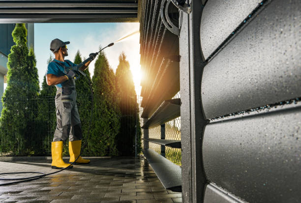 Best Pool Deck Cleaning  in Thompsonville, PA